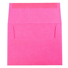 JAM Paper Enveloppes format livret de teinte claire avec fermeture gommée, 4 3/8 x 5 3/4 po, fuchsia, 1000/paquet-Taille : A2 (4 3/8 x 5 3/4 po)