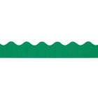 Pacon Corporation - Bordure décorative unie et découpée Bordette 37146, 50 pi x 2,25 po, vert émeraude-Les bordures pour tableau d’affichage sont idéales pour créer une métamorphose unique dans les salles de classe de la maternelle à la 5e année du secondaire
