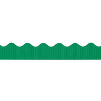 Pacon Corporation - Bordure décorative unie et découpée Bordette 37146, 50 pi x 2,25 po, vert émeraude-Les bordures pour tableau d’affichage sont idéales pour créer une métamorphose unique dans les salles de classe de la maternelle à la 5e année du secondaire