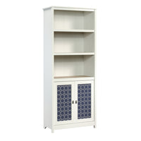 Sauder Cottage Road Bibliothèque avec portes - 3 tablettes - 71.5" H - Finition Soft White (424153)-Le Standard - Finition Soft White - Bois D'ingénierie