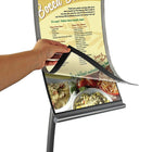 Azar Displays – Présentoir de plancher incurvé en métal, 17 x 11 po (300888)-Support de plancher en métal incurvé