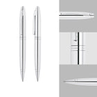 A.T. Cross - Stylo à bille Calais, chrome poli-Les stylos Cross sont des cadeaux parfaits depuis plusieurs générations et sont fièrement offerts dans une boîte-cadeau de qualité supérieure. 