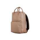 Bugatti - Sac à dos 15,6 po en cuir vegane de la collection PURE, Taupe-Bandouillere d'epaules rembourrees et ajustables. Poignees sur le dessus renforcees