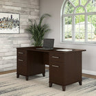 Bush Furniture – Bureau Somerset de 60 po de large, cerisier moka-Surface de travail en stratifié résistante aux égratignures et aux taches