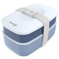 Boîte à lunch Bentgo Classic, ardoise-Stockage compact: le conteneur supérieur se niche à l'intérieur du conteneur inférieur pour un stockage compact et facile.