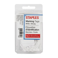 Staples - Étiquettes pour vente au détail - avec ficelle - 1 29/32 po x 1 1/4 po - blanc - Paquet de 50-Une façon facile d'identifier les petits articles et de leur apposer un prix