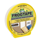 Ruban de peintre pour surfaces délicates de marque FrogTape – 1.41 po x 180’ – Jaune-Ruban de peintre à faible adhérence conçu pour les surfaces fraîchement peintes (plus de 24 heures), les fausses finitions, les panneaux muraux apprêtés et le papier peint apprêté