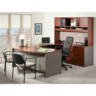Bush® - Bureau à devant arqué de la collection Westfield, fini cerisier Hanse-Amplement d'espace pour les genoux grâce au surplomb de 9 1/2 po