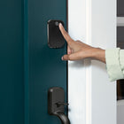Yale - 450 Assure Lock 2 Touch avec Bluetooth - Sans clé - Suède noir-Profitez d'un accès sans clé sécurisé pour votre famille, vos amis, votre promeneur de chiens, votre gardien de maison et plus encore