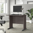 Bush Business Furniture - Petit bureau d'ordinateur 36 po l Studio A - gris orage-Le plateau durable peut facilement supporter un ordinateur, des livres et d'autres fournitures de bureau pour un poids supporte de 200 lb