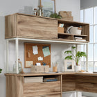 Sauder La Collection Portage Park Surmeuble - Finition Kiln Acacia (426281)-Espace rangement dissimule derriere porte coulissante.