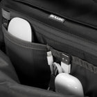 Incase - A.R.C. Trousse de voyage - Noir-Compartiment à vêtements extensible