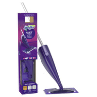 Swiffer - Trousse de depart de balai WetJet (1 balai vaporisateur, 5 coussins nettoyants, 1 solution nettoyante pour planchers)-Swiffer WetJet vous procure le pouvoir nettoyant d'une vadrouille et l'aspect pratique d'une lingette. Atteignez facilement les espaces restreints et nettoyez vos planchers en quelques minutes sans le côte fastidieux de la vadrouille et du seau