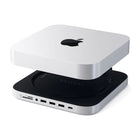 Satechi - Support et concentrateur avec boîtier SSD pour Mac Mini - Argent-Équipé d'un port de données USB-C, de 3 ports de données USB-A, de lecteurs de cartes micro/SD et d'un port jack audio 3,5 mm