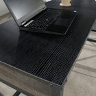 Sauder - La Collection Foundry Road Retour de Bureau - 36 po l - Finition Carbon Oak-Bords thermoplastiques resistants aux chocs et de haute qualite.