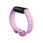 Google - Fitbit Inspire 3 bracelet d’activité forme et santé - Lilas joie de vivre-Résistant à la natation et confortable : le bracelet super léger et résistant à la natation épouse naturellement votre poignet pour un confort de jour comme de nuit.
