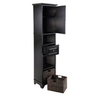 Winsome – Armoire haute Wyatt avec paniers, tiroir et porte-L'armoire est fabriquée d'une combinaison de bois massif et composite. Les paniers sont en feuilles de maïs