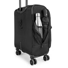 Bugatti Le bagage à main léger ultime avec matériau hydrofuge 21,5 po - Noir-Section rembourrée dans la pochette avant, pour ranger votre ordinateur portable (jusqu'à 15,6") ou votre tablette (jusqu'à 13")