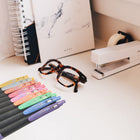 Zebra − Sarasa Clip Decoshine Stylo gel − couleurs assorties − paquet de 9-Fonctionnalité rétractable et sans capuchon - ne craignez plus de perdre votre capuchon