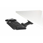 Système de clavier Humanscale 6G - 6G90090HG22-Les systèmes de clavier à inclinaison négative de Humanscale combinent une fonction de numérotation et d'inclinaison en hauteur facile avec le bras le plus solide et le plus stable du marché. Les plateaux de clavier sous le bureau de Humanscale sont disponibles dans de nombreuses configurations différentes, y compris la personnalisation gauche / droite, pour répondre à tous les besoins des utilisateurs.