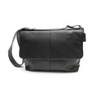 Ashlin® Sac de messager Rikar, noir-Notre serviette de style messager classique. Conçu pour vos déplacements quotidiens au bureau et vos voyages d'affaires. Ce sac est assez grand pour contenir votre ordinateur portatif de jusqu'à 15 po, votre MacBook® Pro et d'autres ordinateurs de format similaire.