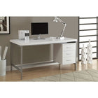 Monarch Specialties - 7046 Bureau 60 po L - Metal Argent/Blanc-Trois tiroirs de rangement fermés pratiques pour organiser les fournitures et garder votre espace de travail libre de tout encombrement.