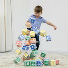 Bankers Box - Au jeu ABC/123 Blocs d'apprentissage offrant - Paquet de 50-CONCEPTION DE QUALITÉ : Construction sûre et durable : Carton ondulé 32-ECT avec des bords arrondis adaptés aux enfants offre force et sécurité pour des heures de jeu. La conception sans plomb est certifiée selon la norme F963 Spécification standard de sécurité des consommateurs