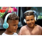 Planet Buddies - Écouteurs sans fil pour Enfants - Bleu/Blanc (Manchot)-Les écouteurs sans fil de Planet Buddies pour filles et garçons ont un volume limité à 85 décibels pour protéger les petites oreilles contre les bruits excessifs. Parfait pour les enfants à partir de 3 ans, idéal pour étudier à domicile ou profiter des tablettes pour enfants.