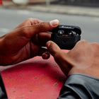 Marshall - Motif A.N.C. écouteurs intra-auriculaire sans fil avec réduction de bruit active - Noir-Réglez le niveau de contrôle du bruit actif selon votre goût pour une expérience d’écoute 100 % personnalisée, et ajustez le niveau du mode Transparency lorsque vous souhaitez vous reconnecter au monde qui vous entoure.