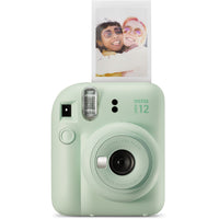 FujiFilm - Appareil instantané Instax Mini 12 - Menthe verte-Formes bombées donnant un aspect «gonflé» au boîtier