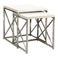 Monarch Specialties - 3025 Tables Gigognes - Ens. 2Pcs/Blanc Lustre/Chrome - Paquet de 2-Avec son dessus chic en blanc lustré, cet ensemble de tables à goûter de 2 morceaux donne une allure exceptionnelle à nââ‚¬â„¢importe quelle pièce. Sa base avec un motif croisé, en métal chromé, fournit un support robuste et un style contemporain. Utilisez cet ensemble multifonctionnel comme tables de salon, tables de lampes ou comme ensemble dââ‚¬â„¢appoint.