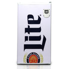 Miller Lite - Refrigerateur compact avec ouvre-bouteille, 3,2 pi3 (90 L), Blanc-Oeuvre d'art officielle accrocheuse de la marque Miller Lite