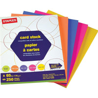 Staples Brights - Papier cartonné coloré, 8-1 / 2 "x 11", 65 lb, couleurs néon assorties, paquet de 250 -Papier cartonné épais, idéal pour le codage couleur, les albums de coupures, les affiches, les présentations et plus
