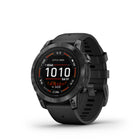 Garmin - Epix Pro Standard Edition - 47mm Gris ardoise avec bande noire-Taille physique 47 x 47 x 14,5 mm; Convient aux poignets ayant la circonférence suivante: Bande de silicone : 125-208 mm; Bracelet en cuir : 132-210 mm; Bande de tissu : 132-210 mm; Bande métallique : 132-215 mm