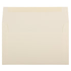 JAM Paper Enveloppes pour livrets Strathmore au fini vélin avec fermeture gommée, 6 x 9 1/2 po, ivoire, paquet de 1000-Taille : A10 (6 x 9 1/2 po)