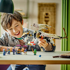 LEGO - Ninjago Egalt Le maître dragon - 532 pièces-5 figurines : Lloyd, Nya, Sora, Lord Ras et Cinder, toutes avec des éléments d'armes