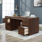 Sauder 65"W La Collection Englewood  Bureau Ministre - Finition Spiced Mahogany- Le tiroir à fichiers gauche et le tiroir de rangement sont verrouillables pour la sécurité