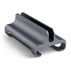 Satechi – Support vertical pour portatif, aluminium, gris cosmique-Construit en aluminium anodisé durable, vous n'aurez plus jamais à vous soucier de la chute de vos appareils ! Son berceau avec poignée en caoutchouc maintient solidement votre ordinateur portable ou votre tablette tout en le protégeant contre les égratignures et les chocs.