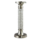 Elegance – Bougeoir pilier étincelant avec colonne effilée, 15 po-Ce bougeoir pilier avec colonne effilée de 15 po est fabriqué de cristaux et de métal au fini miroir.