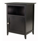 Winsome – Table de bout/chevet, noir-Cette table de chevet en bois de style shaker s’adapte à tout décor. En bois massif, cette table de chevet noire ajoute une touche chaleureuse à n’importe quelle pièce. Assemblage nécessaire.
