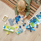 LEGO DUPLO - Le poste de police et l'hélicoptère de secours Jeu de construction - 40 pièces-Parfait pour les policiers d'âge préscolaire - Cet ensemble polyvalent regorge d'activités ludiques et éducatives pour les enfants de deux ans et plus et permet aux parents de partager avec leur enfant les précieuses étapes de leur développement