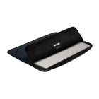 Incase Manches Slim avec Laine Marin pour MacBook Pro 13-La doublure en fausse fourrure garde votre appareil en valeur plus longtemps