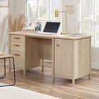Sauder 59"W La Collection Whitaker Point Bureau - Finition Natural Maple-   Trois tiroirs dotés de glissières à extension complète pour les fournitures de bureau