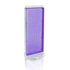 Azar Displays – Présentoir rotatif de comptoir à panneaux perforés sur 2 côtés, 20 x 8 po, violet (700508-PUR)-Le présentoir à deux côtés repose une base rotative en plastique transparent, qui offre un accès facilité aux clients