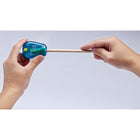 Bostitch - Twist-n-Sharp Taille-crayon manuel - couleurs assorties-Le commutateur central pour choisir un affûtage pointu ou émoussé