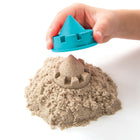 Kinetic Sand – Bac à sable pliable -N'adhère à rien. Pas de sable sur les mains, pas de vêtements.  Il laisse vos mains complètement sèches et jamais grasses.