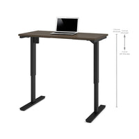 Bestar – Table motorisée à hauteur réglable, 24 po x 48 po, Antigua (65857-52)-Surface de travail robuste en mélamine de qualité commerciale de 1 po dotée d'un fini résistant aux égratignures, aux taches et aux brûlures.