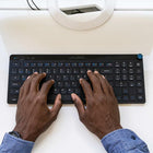 JLab - Audio JBuds Clavier sans Fil - Noir-Commutation facile entre trois appareils enregistrés (ordinateur portable, téléphone, tablette et plus)