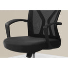 Monarch Specialties - 7460 Chaise De Bureau - Noir/Base Chrome-Le siège pivotant à 360 degrés et la base chromé à 5 branches avec roulettes à capuchon offrent la mobilité, tandis qu'un mécanisme réglable en hauteur avec contrôle d'inclinaison / verrouillage permet d'optimiser la chaise pour la personne assise