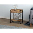 Safdie & Co. 20L Table D'Appoint - Métal Noir - Bois Brun Récupéré 1 Tirroir 1 Étagère-Cette table d'appoint offre une grande espace de surface pour les boissons, les collations ou un mini ordinateur portable.